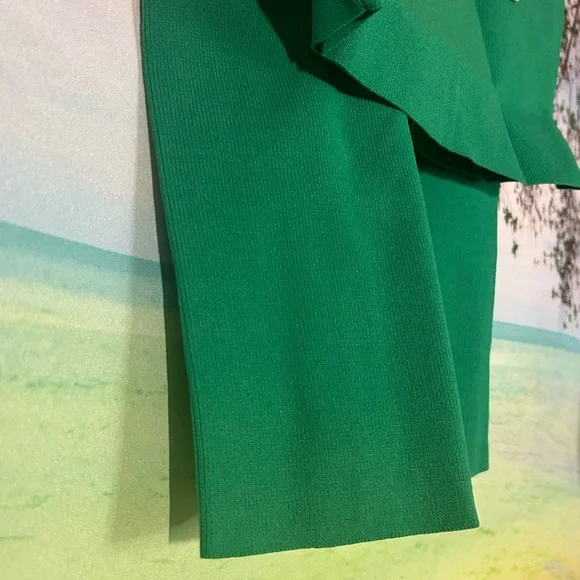 Green Ribbed 2PC Workout Set - Picture 8 of 11